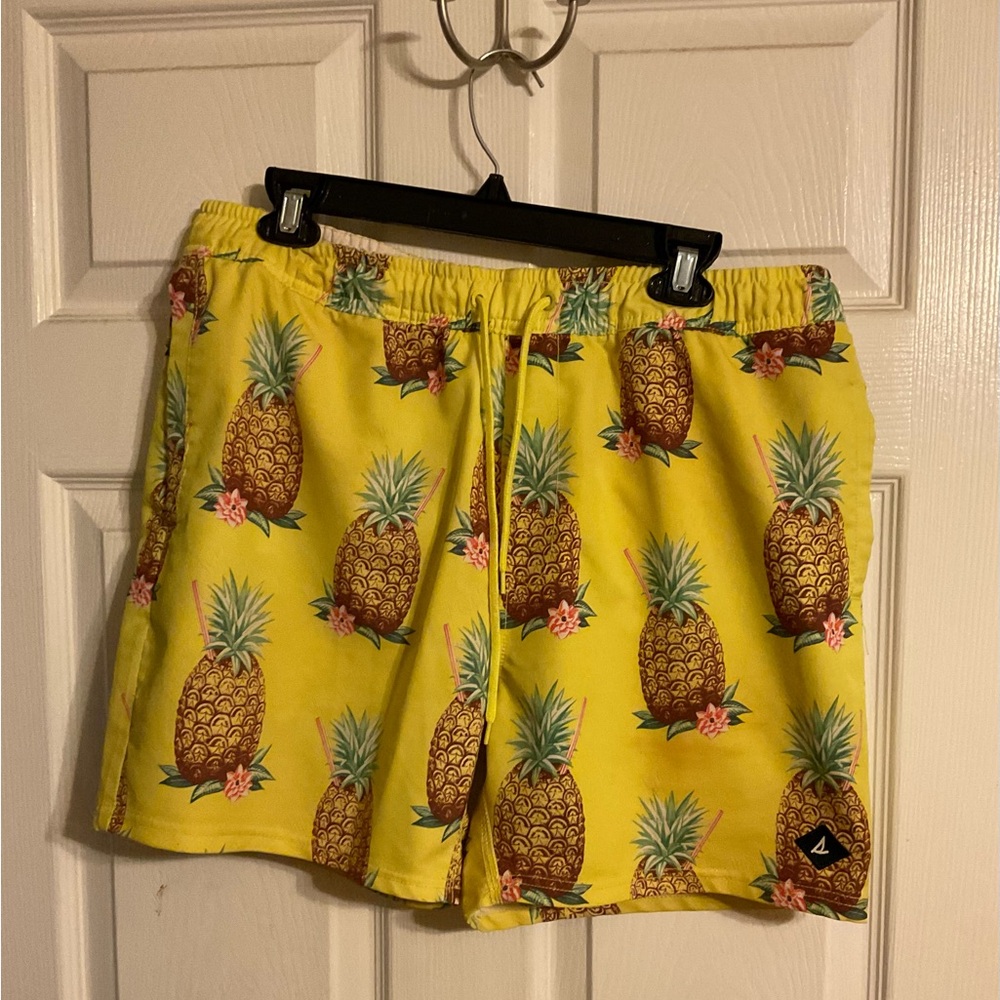 Sperry Yellow Pineapple-Print Swim Trunks